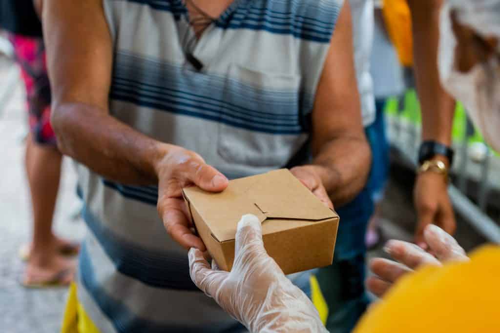 5 campanhas para ajudar <b>neste fim de ano</b>
